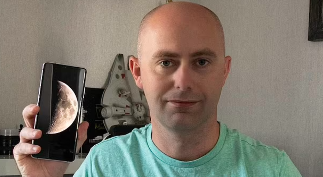 Akıllı telefonundan Samanyolu Galaksisi’nin fotoğrafını çekti